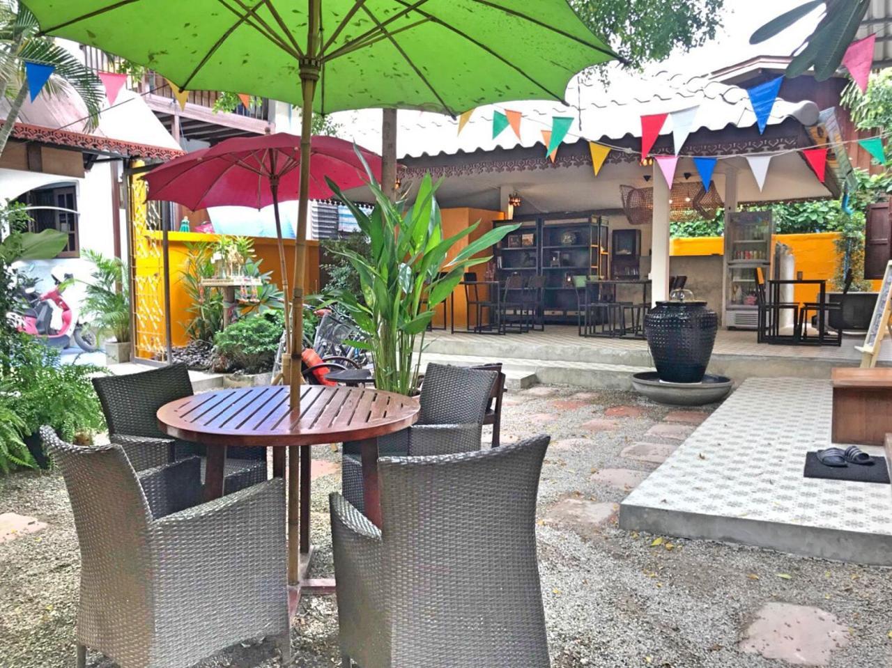 Baan Khun Krub Hotel Chiang Mai Luaran gambar